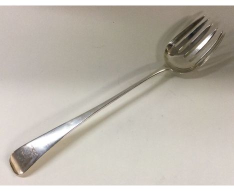 HESTER BATEMAN: A rare 18th Century silver serving fork. London 1785. Approx. 115 grams. Est. £250 - £350.