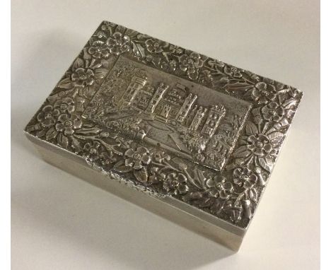 A large heavy Georgian style castle top snuff box depicting Windsor Castle with gilt interior. London. By BD. Approx. 203 gra