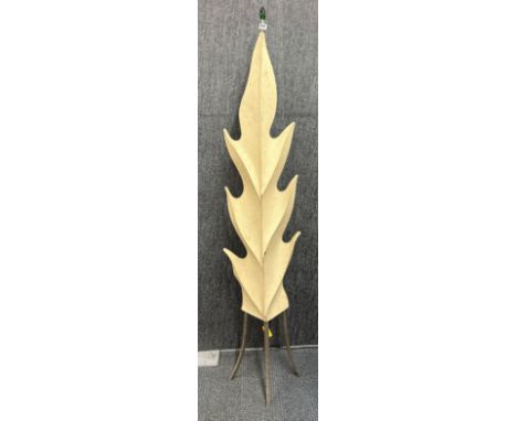 An interesting paper and steel floor lamp, H. 164cm.