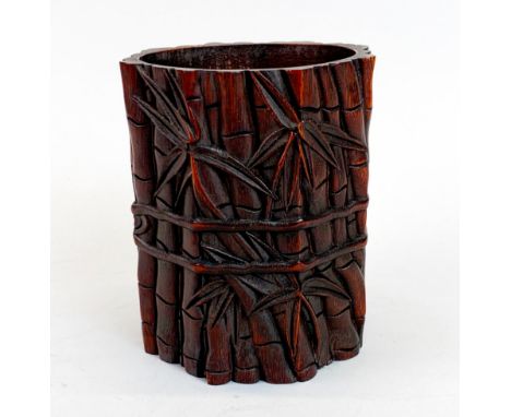 A fine Chinese carved bamboo brush pot, H. 12cm, Dia. 10cm.