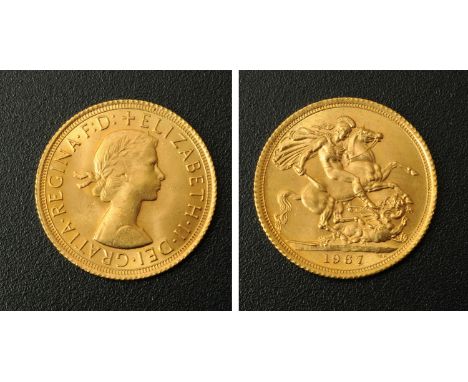 Elizabeth II, sovereign, 1967, bare head R, Rev. St. George & The Dragon, VF+ (some light surface marks).