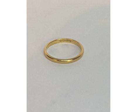 A 22ct gold wedding ring 2.1g Location: 
