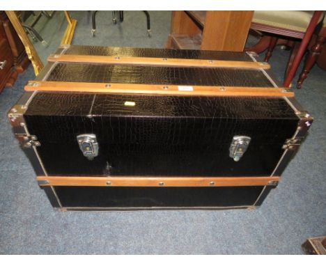 A REPRODUCTION BANDED CAR TRUNK W-71 CM