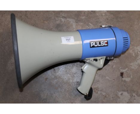 A PULSE 50W MEGAPHONE