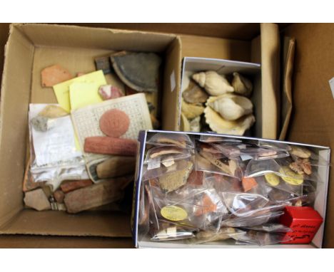 A box of archeological finds comprising original pieces of Roman pottery, an oil lamp example etc 