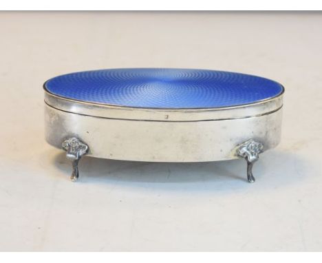George V oval silver and blue enamel trinket box, Birmingham 1924   Condition: 