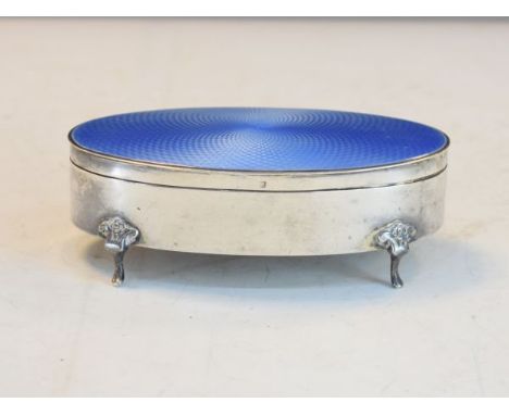 George V oval silver and blue enamel trinket box, Birmingham 1924   Condition: 