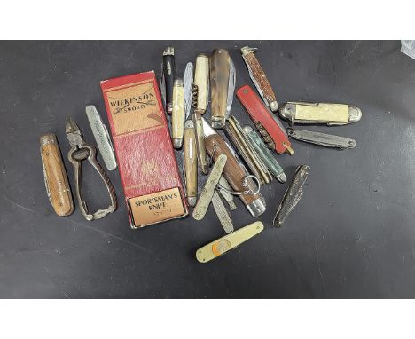 Bag of Penknives, 24 in total, assorted designs and handles, includes a boxed Wilkinson Sword Sportsman's Knife.