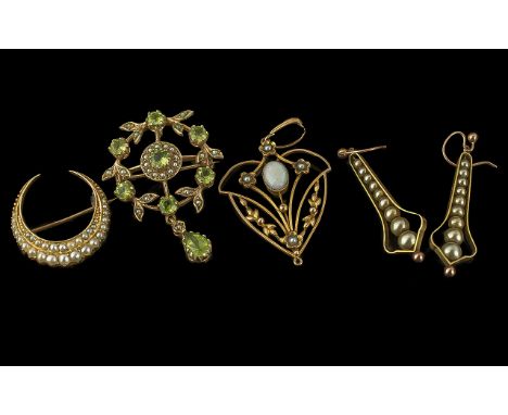 Antique Period - A Small Collection of 15ct &amp; 9ct Gold Jewellery Pieces - All Marked for Gold ( 4 ) Items In Total. Compr