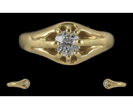 Gents 18ct Gold Single Stone DIamond Set Ring, Gypsy Setting. Marked 18ct to Interior of Shank. The Round Faceted Diamond of 
