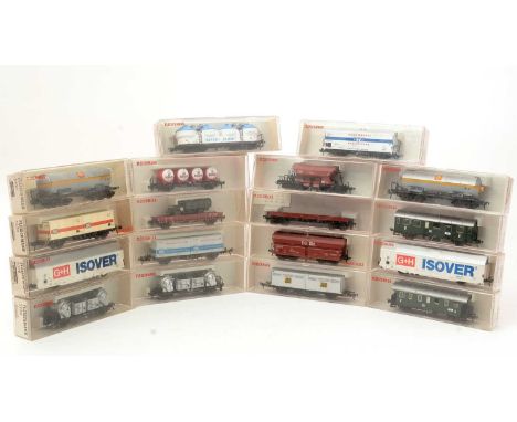 Fleischmann HO-gauge rolling stock, comprising: 5230 (x2), 62, 5235, 5378, 5520, 5234, 5378, 5491 (x2),  5061, 5281, 522, 523