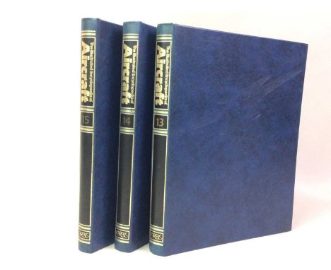 THE ILLUSTRATED ENCYCLOPEDIA OF AIRCRAFT, VOLUMES ONE TO EIGHTEEN contained in eighteen blue albumsQty: 18