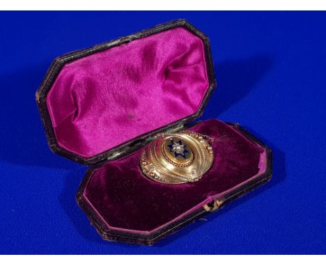 VICTORIAN 9CT GOLD ENAMEL & SEED PEARL MOURNING BROOCH IN ORIGINAL LEATHER SARCOPHAGUS CASE
