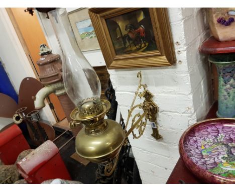 VICTORIAN BRASS HEAVILY DECORATED OIL LAMP WALL SCONCE & BRASS OIL LAMP