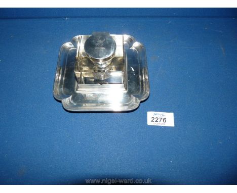 A lovely quality Silver Inkstand, 1912/13, maker TB &amp; S, 246 gms approx. together with a heavy square glass inkwell, the 