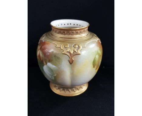 ANTIQUE ROYAL WORCESTER VASE 