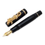 MONTBLANC YEAR OF THE GOLDEN DRAGON 2000 FOUNTAIN PEN