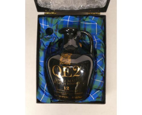 A QE2 single malt Scotch whiskey - 12 years old, with presentation box. (75cl)