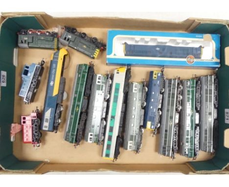 Collection of Airfix, Lima, Tri-ang and Hornby OO Gauge Diesel Locomotives to include D5572, D5531, D6506 and O8531. Untested