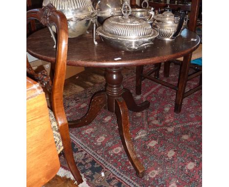 Georgian mahogany snap-top tripod table