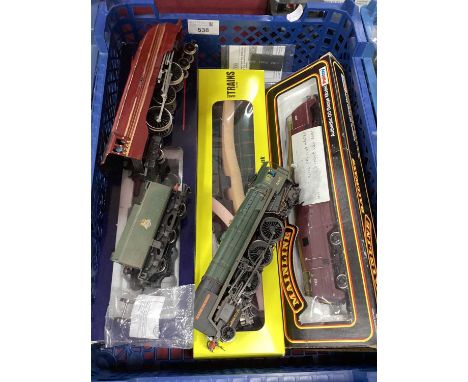 Five OO gauge locomotives for spares or repair including Hornby Britannia class 4-6-2 with missing front bogie wheels and Bac