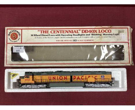 Bachmann HO scale "Centennial DD40X diesel Locomotive, boxed untested.