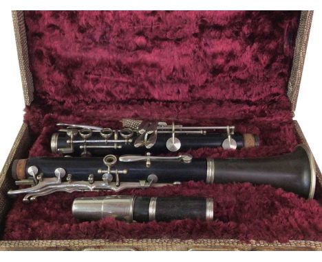 SELMAR CLARINET, in carry case