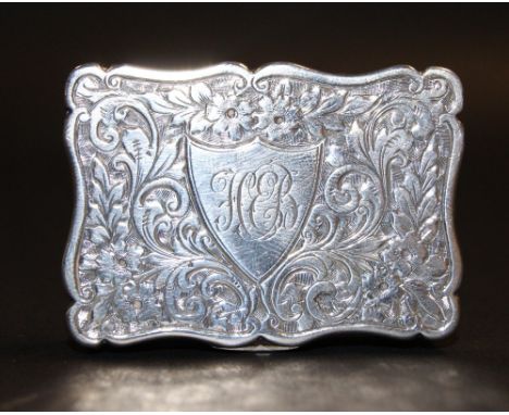 J Wilmot Victorian hallmarked silver snuff box with hinged cover and chased decoration throughout. Birmingham assay, 1897. Mo