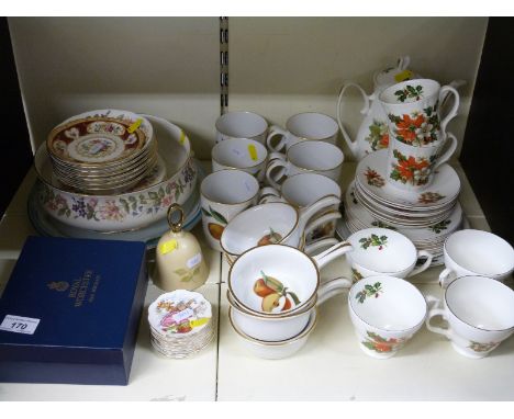 Over sixty pieces of Royal Worcester Evesham, Paragon Country Lane and other tea and dinnerware 