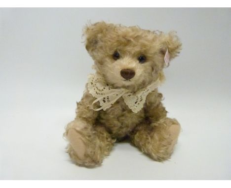 Steiff Original 'The Seamstress Bear' teddy bear 654084, limited edition of 2006, in original box