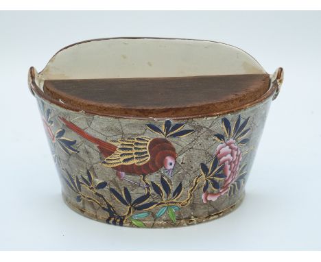 Spode salt pot with bird and floral decoration in Tumbledown Dick pattern, originally from the Worlock collection (17cm wide)
