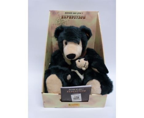 Steiff Father and Son's expedition teddy bear set, in original box