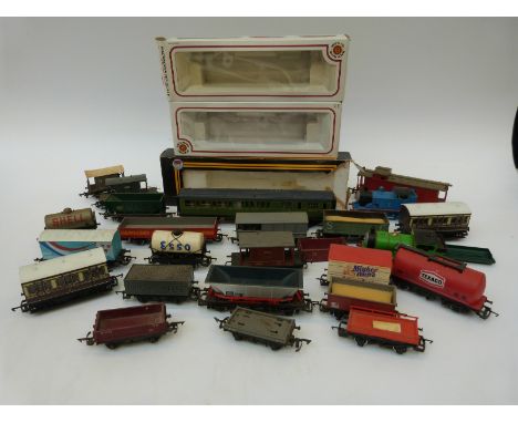 Over 20 Hornby and similar 00 gauge locomotives, carriages and wagons including Thomas the Tank together with three empty Bac