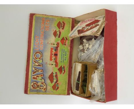 Bayko Light Constructional Townhouse set, in original box 