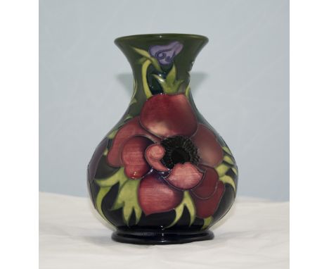 Moorcroft Modern Tubelined Globular Shaped Vase ' Anemone ' Tribute Collection. Date 2003, Designer Emma Bossons. 7 Inches Hi