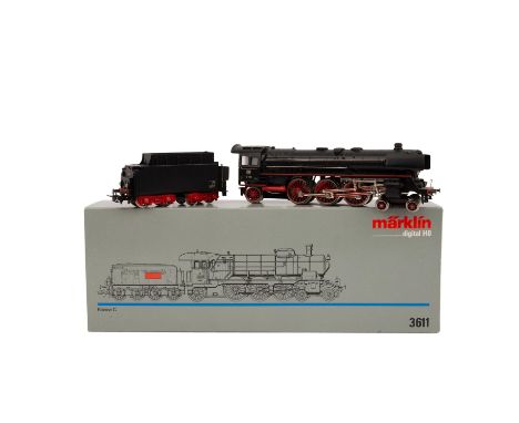   MÄRKLIN zwei Tenderlokomotiven, Spur H0,  bestehend aus 3611, württembergische Dampflok Klasse C "227", hellblau-/blaufarbe