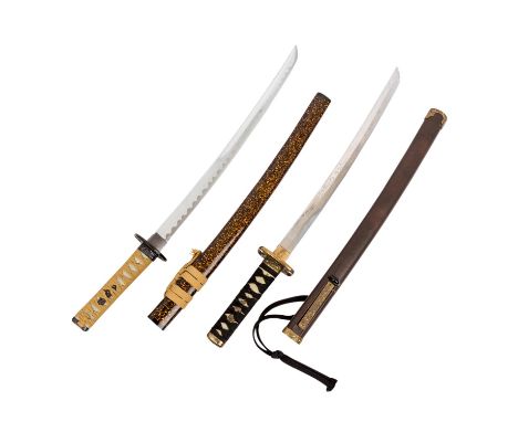   ZWEI WAKIZASHI,  modern, Klinge Stahl und Edelstahl (stumpf), Metalltsuba, Griffwicklung, Schwertscheide Kunststoff mit Kun
