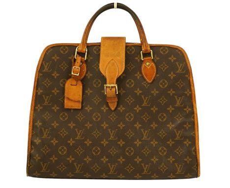 A Louis Vuitton handbag
