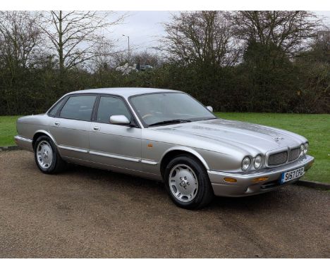 Make &amp; Model:Jaguar , XJ Sport V8  Date of Reg:S157CPD Colour:Silver  cc:3248 MoT:2025-11-03 Fuel Type:Petrol Mileage:445