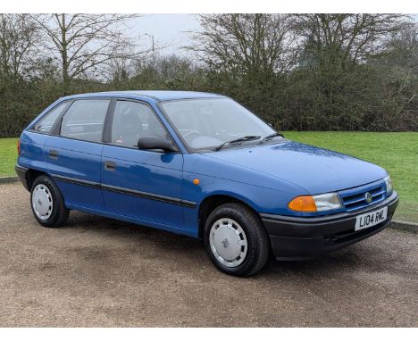 Make & Model:Vauxhall , Astra Merit i Date of Reg:L104RML Colour:Blue  cc:1389 MoT:2025-06-28 Fuel Type:Petrol  Mileage:96000