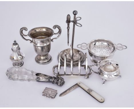 A Victorian Silver Vinaigrette and Mixed Silver, the vinaigrette by Edward Smith, Birmingham 1848, of shaped outline with ova