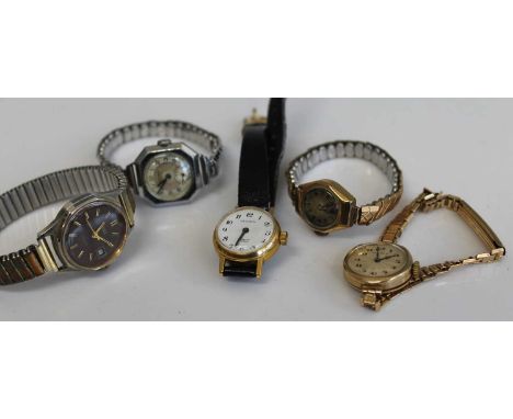 A vintage ladies 9ct gold cased mechanical wrist watch having engine turned silvered dial on 9ct gold bracelet, gross weight 