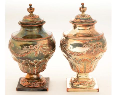 A PAIR OF OLD SHEFFIELD PLATE TEA CADDIES AND COVERS, 16 CM H, C1790++PLATING WORN. ONE TEA CADDY DETACHED FROM SQUARE BASE