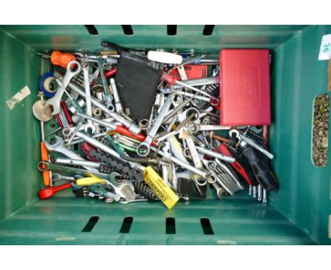 A collection of mainly unused hand tools including screwdrivers, spanners, pliers, etc (1 tray) 