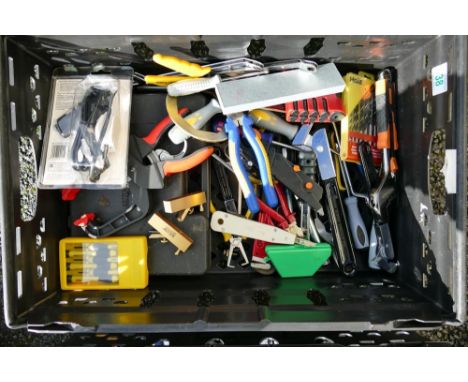 A collection of mainly unused hand tools including screwdrivers, spanners, pliers, etc (1 tray) 