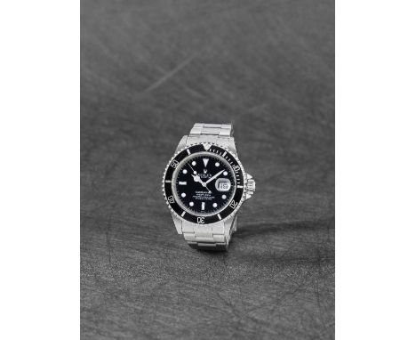 Rolex. A stainless steel automatic calendar bracelet watchModel: SubmarinerReference: 16610Date: Circa 1999Movement: 31-jewel