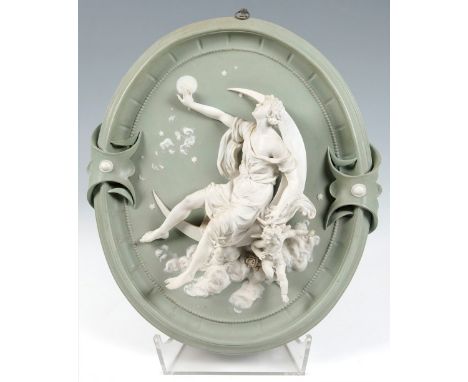 Jasper Ware ornamental ceiling lamp by ETRURIA; England, 19th century.Biscuit porcelain.Size: 43,5 x 38 x 7 cm.Two-coloured b