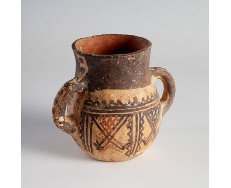 Berber vessel from the Rif. North Africa, XIX century. Jug with handles.Hand-painted ceramic.Presents chipped in the mouth. W