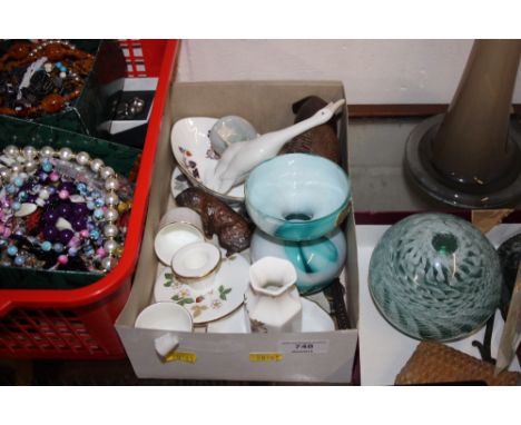 A tray containing a Super Murano glass vase; various china items, a Lladro goose, AF etc.