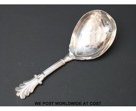 A Georgian hallmarked silver caddy spoon with reeded handle, Birmingham 1827 maker George Unite, weight 7.5g length 9cm (7.5g